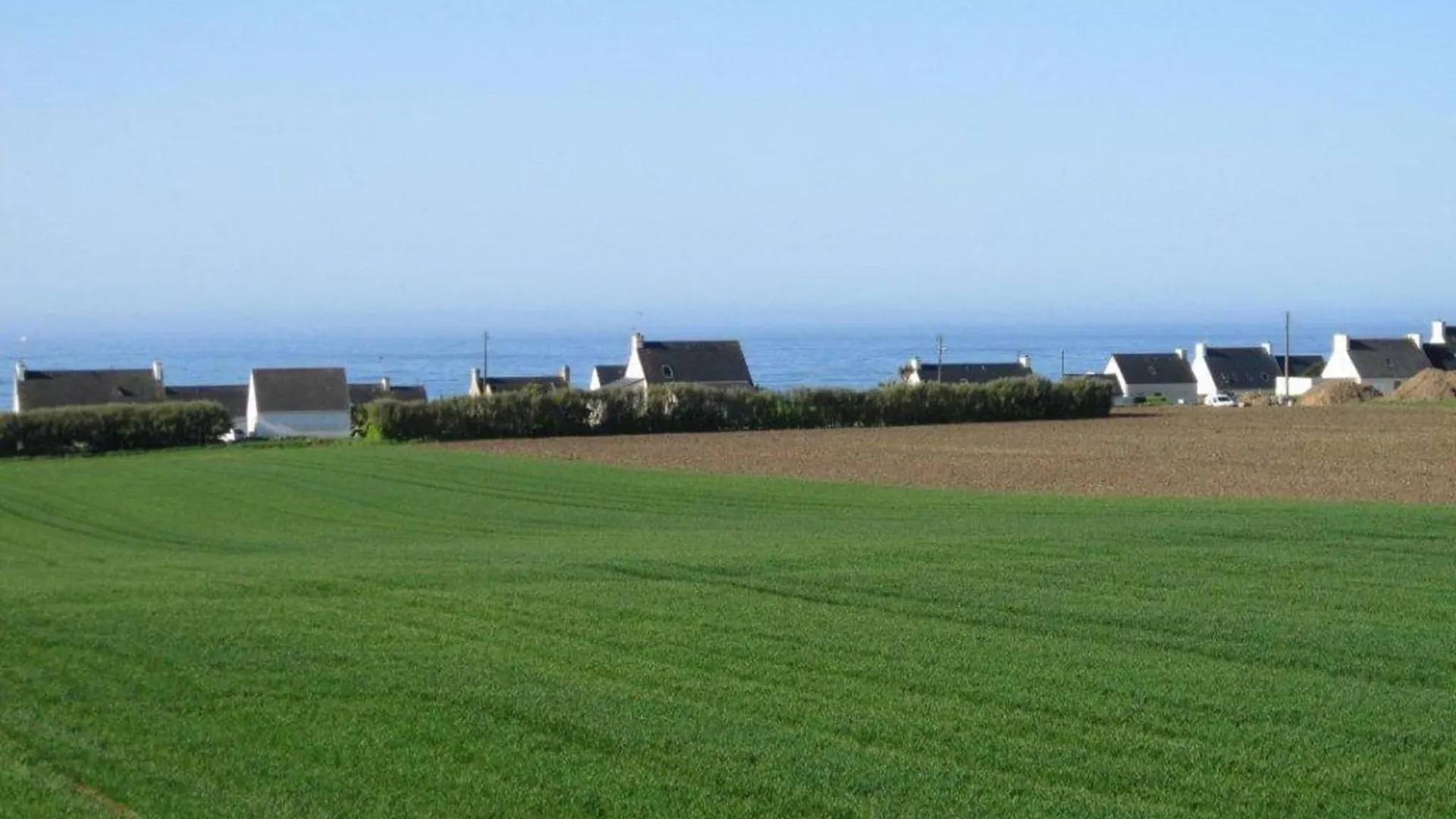 Holiday Home In Plouhinec Next To The Sea, Cleaning Included Franciaország